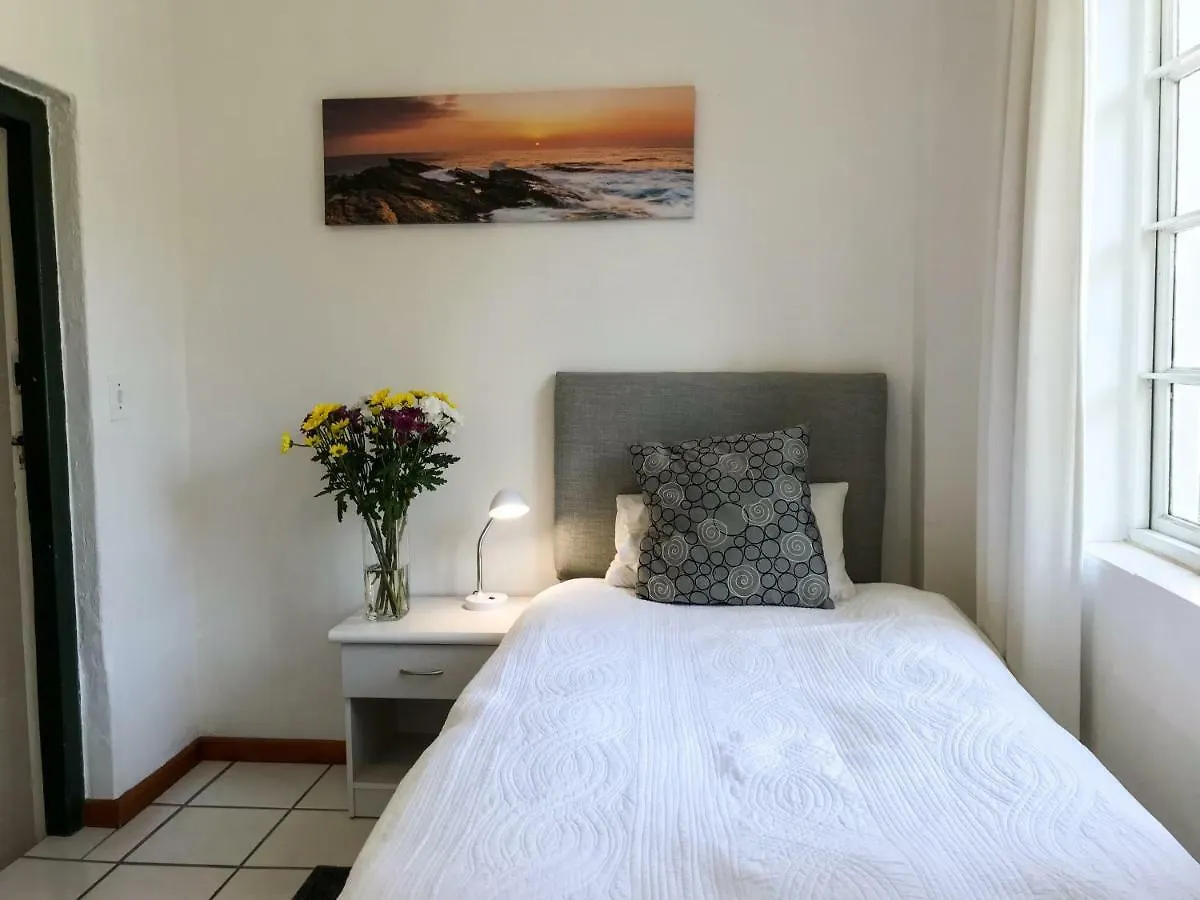 Howards End Manor B&B Cape Town