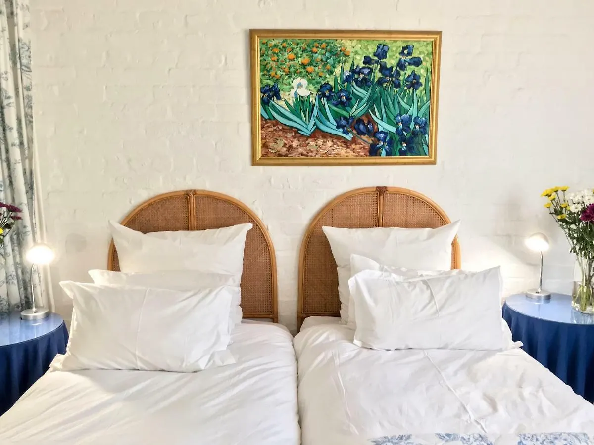 Howards End Manor B&B Cape Town 3*,